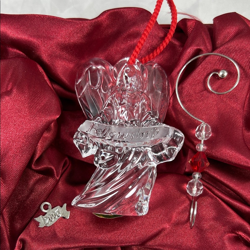 Waterford Crystal 2006 Annual Angel Ornament with Holder “Fellowship”